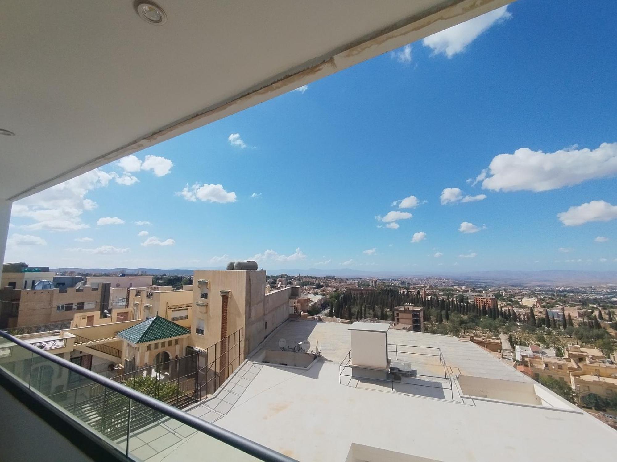 Luxueux Appartement A Tlemcen ภายนอก รูปภาพ